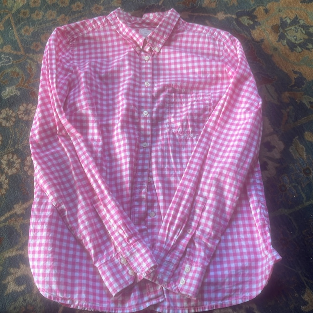 💯 % cotton pink and white checkered “shrunken boyfriend “ button down shirt.